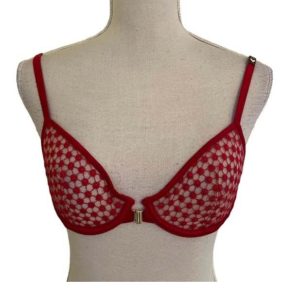 Victorias Secret Bra  Unlined Demi Red Starburst - Picture 1 of 4